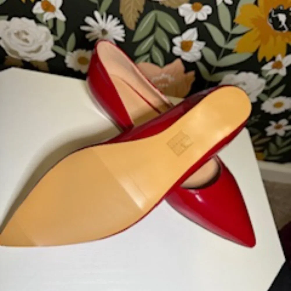 Classic Red Pointed-Toe Women's Flats - Picture 3 of 5
